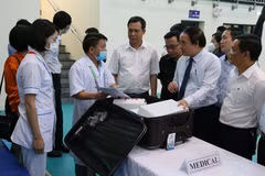 Ministry of Health inspects COVID-19 control in Bac Ninh before SEA Games