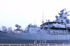 Germany navy frigate pays first visit to Vietnam