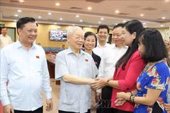 Party General Secretary meets Hanoi voters 