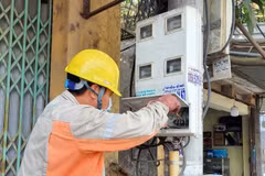 Hung Yen aims to install electronic power meters to all customers within 2022