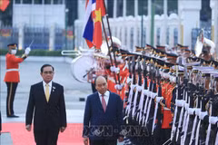 Thai PM hosts official welcome ceremony for Vietnamese President 
