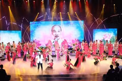Art programme honours role models in studying, following President Ho Chi Minh’s example