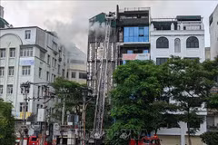 President extendes condolences to families of firefighters who died on duty 
