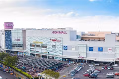 Foreign retailers look to expand operations in Vietnam