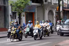 HCM City fines people for not wearing face masks in public from Aug. 5
