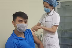 Athletes receive COVID-19 vaccinations ahead of int’l tournaments