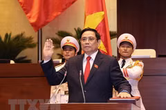 Prime Minister Pham Minh Chinh receives congratulation from Cambodian Government leader 