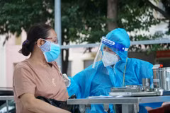 HCM City prepares to inoculate students above 12