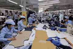 Hanoi: Q1 exports fall slightly year on year