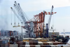 Myanmar earns over 2 bln USD from industrial exports