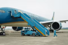 Vietnam Airlines provides free transport of medical personnel for Bac Ninh, Bac Giang