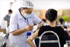 Lao capital removes COVID-19 checkpoints despite case spike