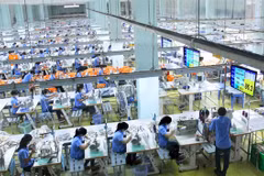 Listed companies find momentum to thrive in Q4