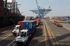 Customs agency issues guidance for UKVFTA implementation