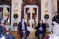 President receives Mayor of Bern, leaders of Swiss group