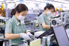 Over 10.3 million workers receive financial assistance