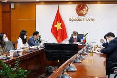 Officials talk facilitation of Vietnam - Panama trade, investment ties
