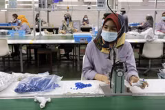 Malaysia’s SMEs growth contracts for first time last year