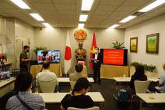Vietnamese Consulate General in Japan raises fund for COVID-19 fight at home