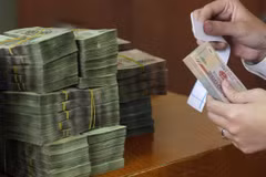 US removes Vietnam out of list of currency manipulators