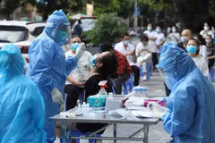 New COVID-19 outbreak in Hanoi reports 28 cases as of October 2 morning