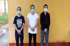 Three men prosecuted for arranging illegal exit for foreigners in Vietnam