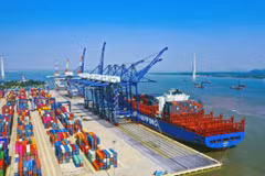 Lach Huyen International Port in Hai Phong is the first deep-water seaport of the key economic area in the north. (Photo: VNA) 