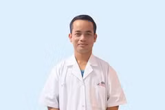 Doctor who examines first COVID-19 patient in Hanoi shares his feelings