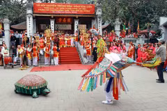 Hanoi moves to preserve ancient dances