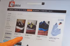 E-commerce contributes to growth
