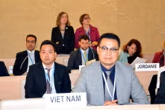 Vietnam vows to ensure children’s rights