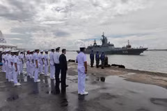 Naval ships from Russia's Pacific Fleet recently dock in Surabaya, Indonesia. (Photo: Russia Today) 