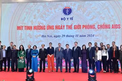 Participants at the event held in response to World AIDS Day (Photo: baochinhphu.vn)