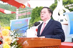 Nguyen Trong Nghia, member of the Politburo, Secretary of the Party Central Committee, and head of the committee’s Commission for Information and Education, addresses the ceremony (Photo: VNA)