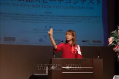 A contestant at the 18th Vietnamese eloquence contest held at Kanda University of International Studies (Photo: VNA)