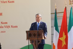 General Secretary of the Communist Party of Vietnam Central Committee and State President To Lam delivers a speech at Trinity College Dublin in Ireland. (Photo: VNA)
