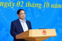 Prime Minister Pham Minh Chinh addresses the fifth meeting of the National Steering Committee for implementing Vietnam’s commitments at the 26th UN Climate Change Conference (COP26) in Hanoi on October 2 (Photo: VNA)
