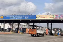 The Ministry of Transport will build an electronic payment database management system to share with service providers. (Photo: VNA)