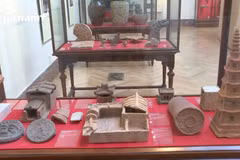 Exploring largest Vietnamese artifact collection abroad 
