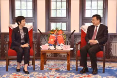 VNA General Director Vu Viet Trang (L) and Xinhua’s President Fu Hua at their talks in Beijing on August 20, 2024 (Photo: VNA)