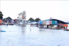 An entertainment zone for kids in Vientiane is inundated due to heavy rains. (Photo: VNA)