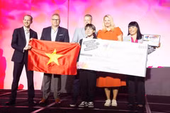 Students win medal at Microsoft office specialist world championship 