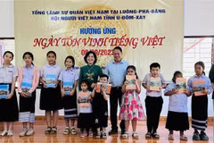 Overseas Vietnamese in Laos respond to Day for Honouring Vietnamese Language