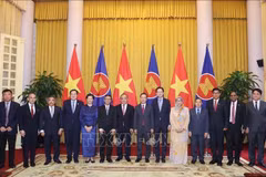President hosts ASEAN ambassadors