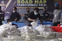 Indonesia arrests 39 people linked to regional drug syndicate