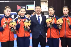 Vietnamese women’s karate team win gold in Asia