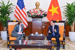 Minister of Foreign Affairs receives USAID Administrator