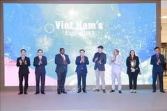 “Make in Vietnam” innovative products introduced to global young parliamentarians 
