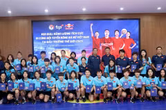 Women footballers get bonus to inspire, encourage
