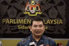 Malaysia plans new wage scheme for low-income workers